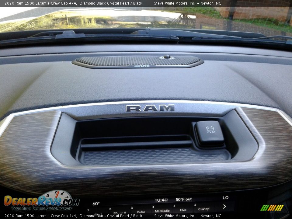 2020 Ram 1500 Laramie Crew Cab 4x4 Diamond Black Crystal Pearl / Black Photo #20