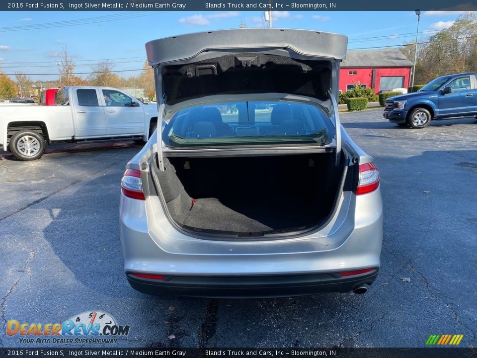 2016 Ford Fusion S Ingot Silver Metallic / Medium Earth Gray Photo #10