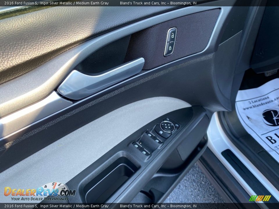2016 Ford Fusion S Ingot Silver Metallic / Medium Earth Gray Photo #13