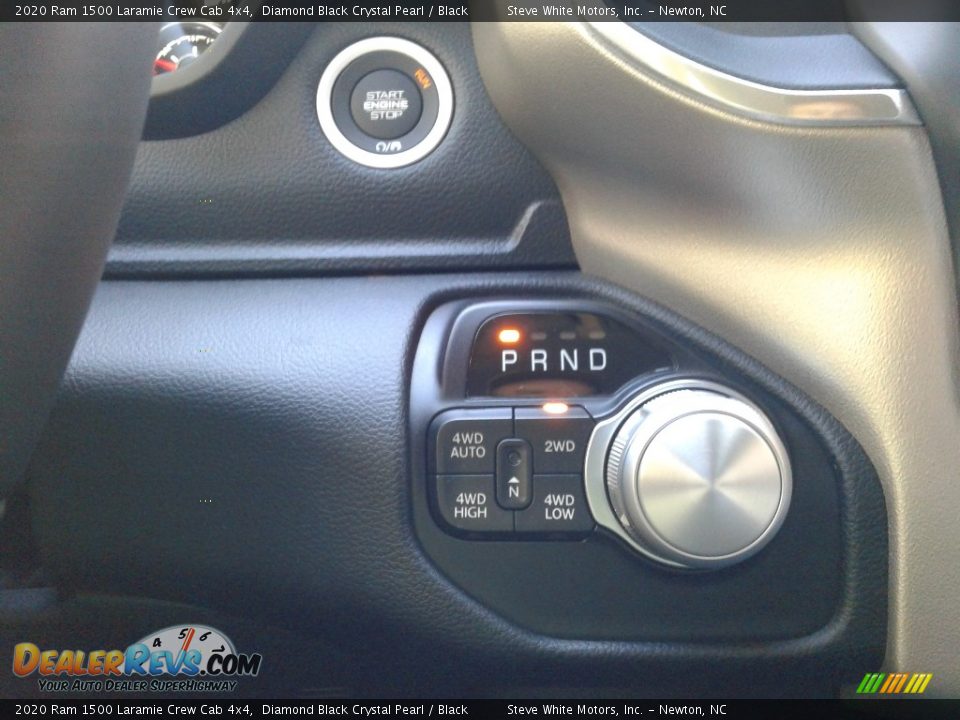 2020 Ram 1500 Laramie Crew Cab 4x4 Diamond Black Crystal Pearl / Black Photo #27