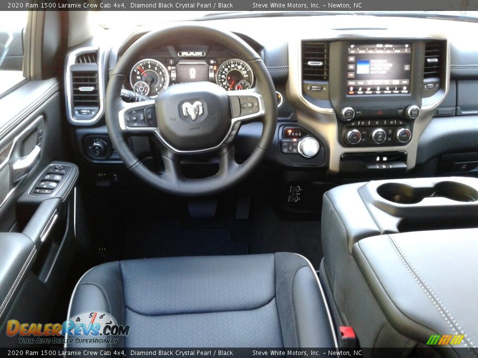2020 Ram 1500 Laramie Crew Cab 4x4 Diamond Black Crystal Pearl / Black Photo #30