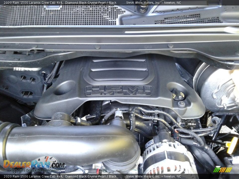 2020 Ram 1500 Laramie Crew Cab 4x4 Diamond Black Crystal Pearl / Black Photo #32