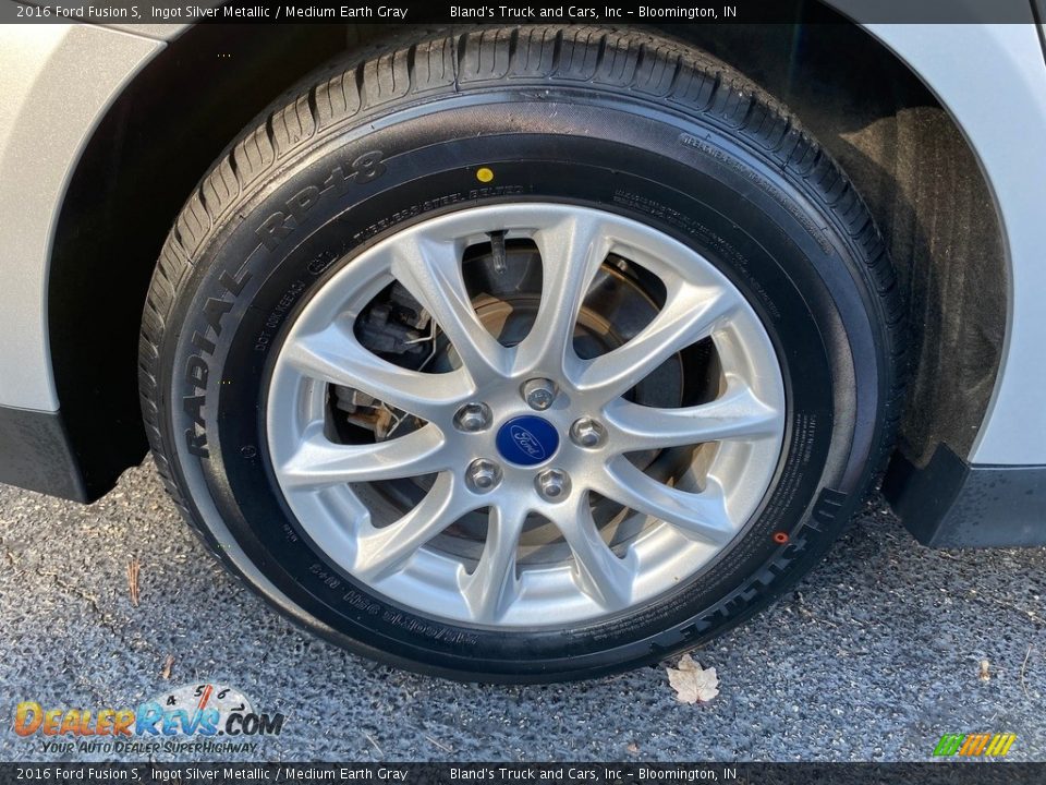 2016 Ford Fusion S Ingot Silver Metallic / Medium Earth Gray Photo #34