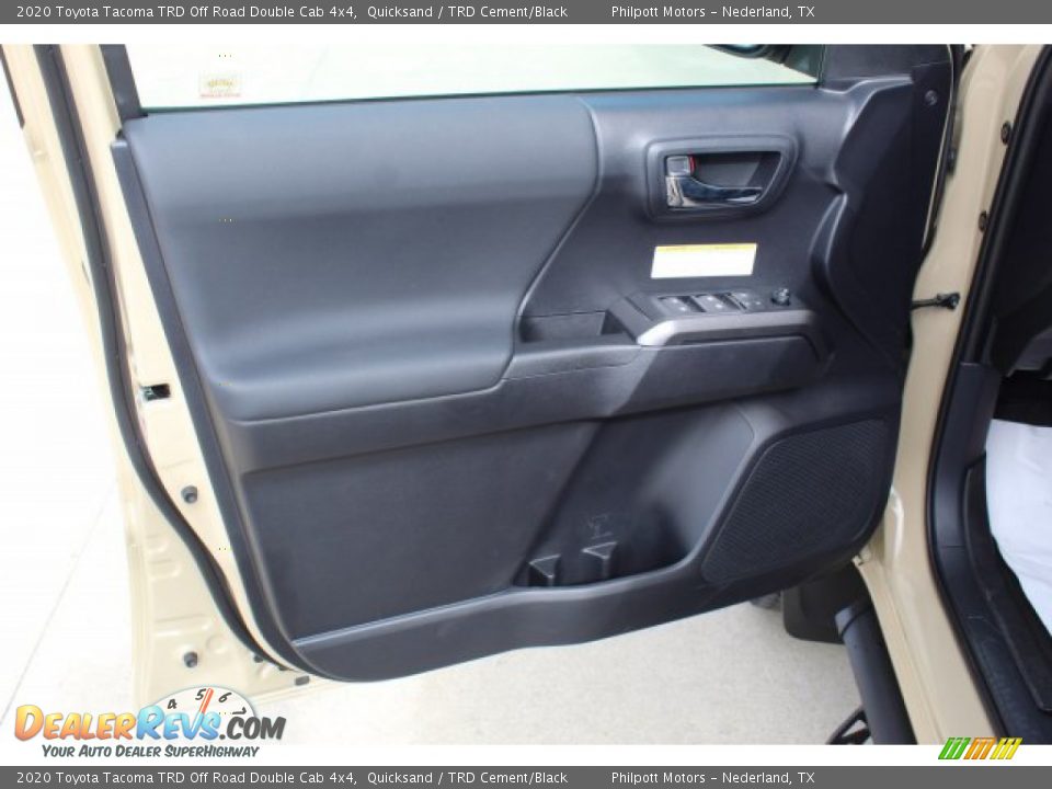Door Panel of 2020 Toyota Tacoma TRD Off Road Double Cab 4x4 Photo #9