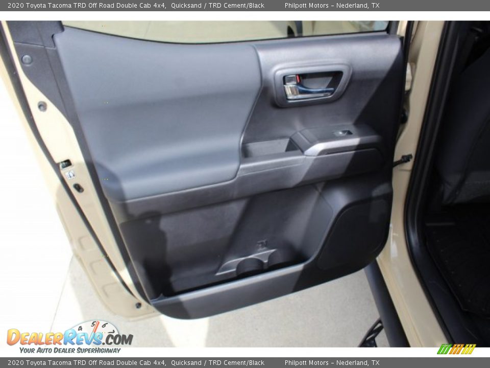 Door Panel of 2020 Toyota Tacoma TRD Off Road Double Cab 4x4 Photo #19