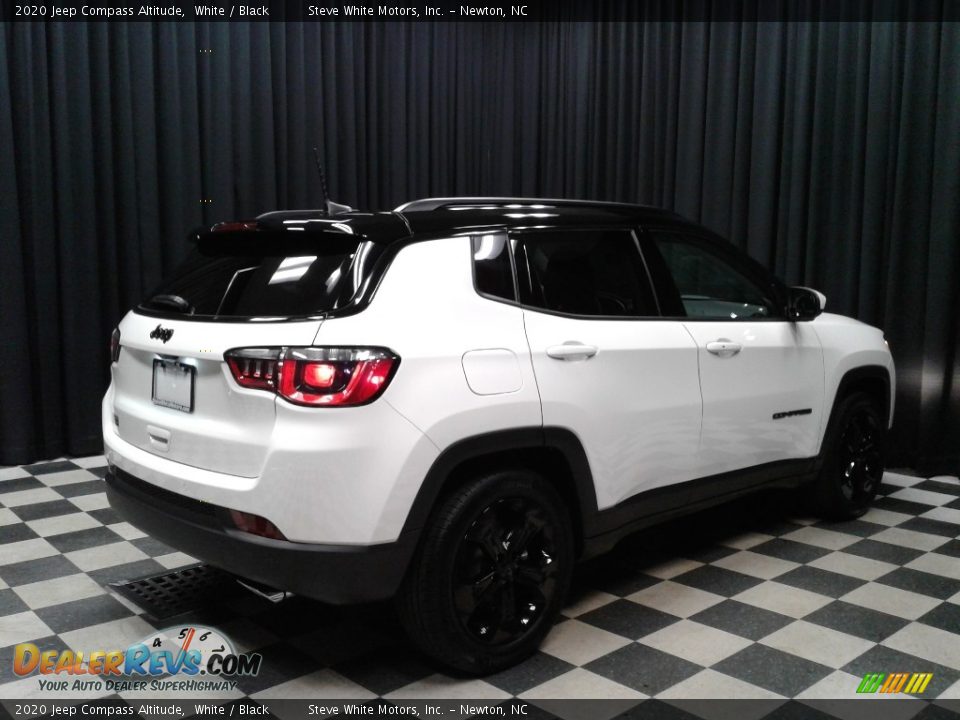 2020 Jeep Compass Altitude White / Black Photo #6
