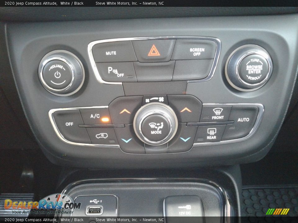 2020 Jeep Compass Altitude White / Black Photo #25