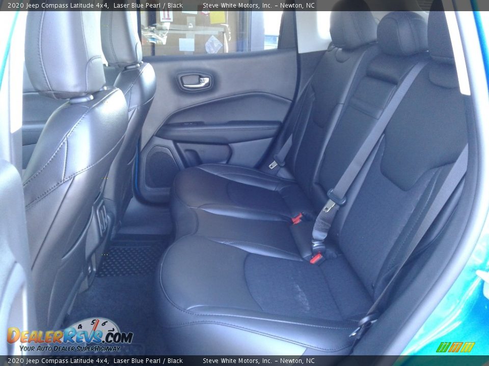 2020 Jeep Compass Latitude 4x4 Laser Blue Pearl / Black Photo #11