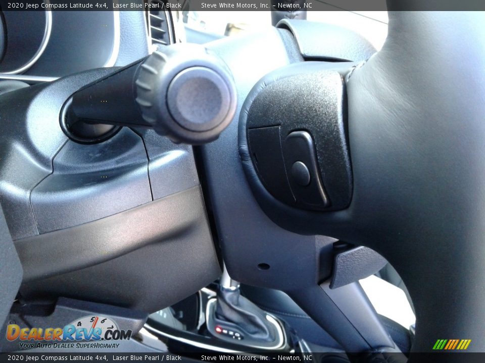 2020 Jeep Compass Latitude 4x4 Laser Blue Pearl / Black Photo #15