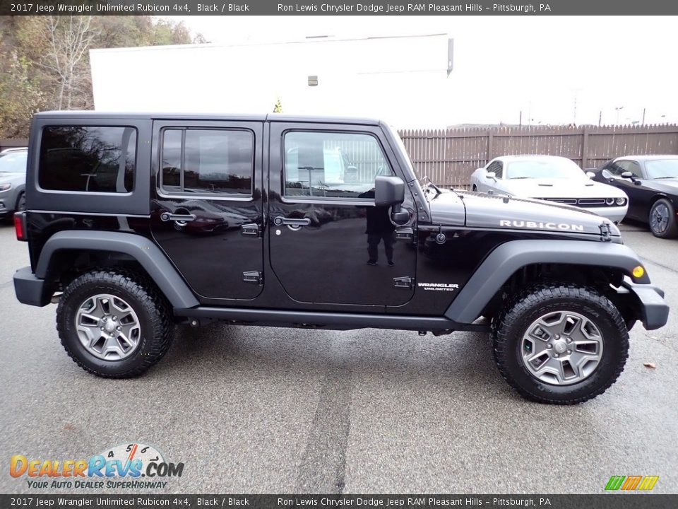 2017 Jeep Wrangler Unlimited Rubicon 4x4 Black / Black Photo #7