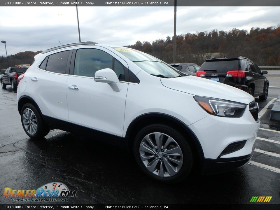 Front 3/4 View of 2018 Buick Encore Preferred Photo #4