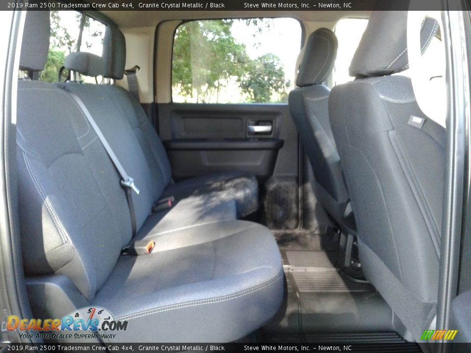2019 Ram 2500 Tradesman Crew Cab 4x4 Granite Crystal Metallic / Black Photo #14