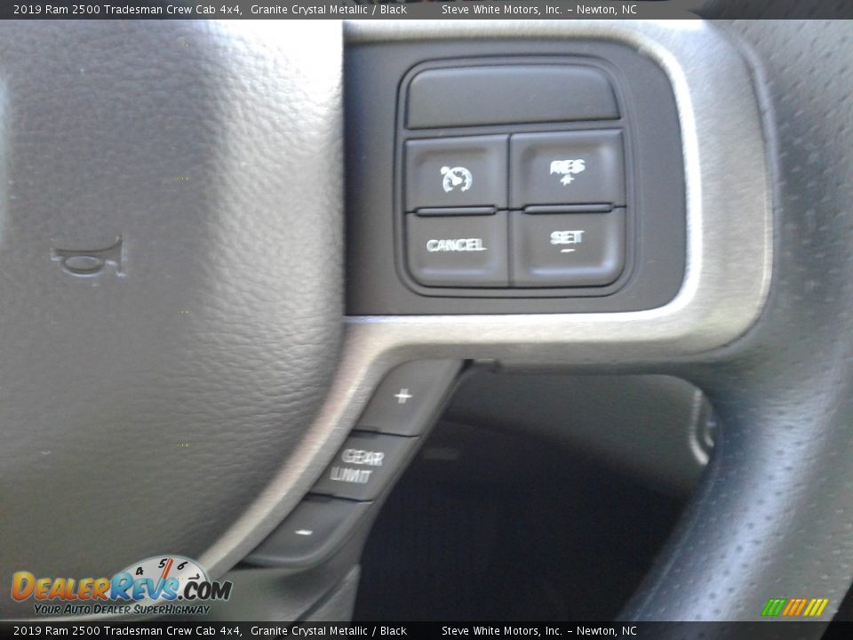 2019 Ram 2500 Tradesman Crew Cab 4x4 Granite Crystal Metallic / Black Photo #17