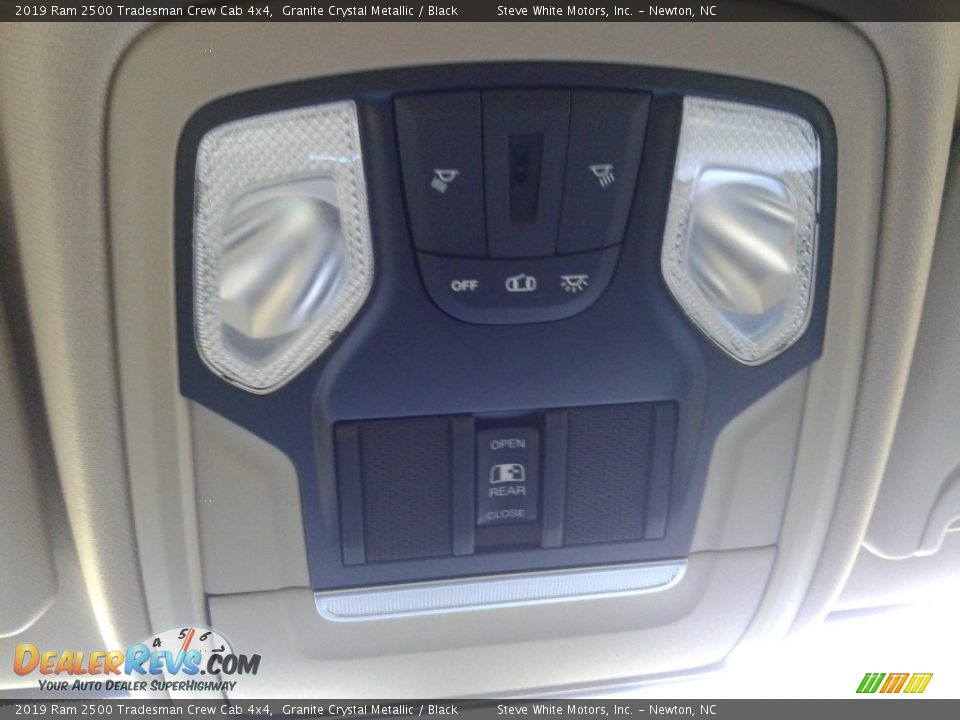 2019 Ram 2500 Tradesman Crew Cab 4x4 Granite Crystal Metallic / Black Photo #26