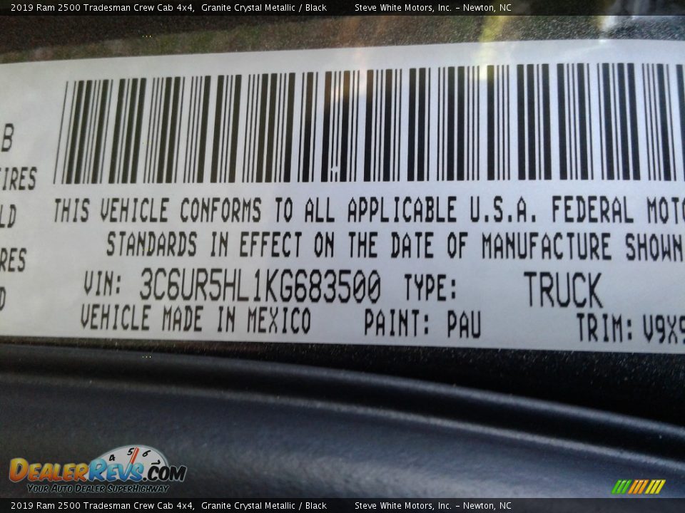 2019 Ram 2500 Tradesman Crew Cab 4x4 Granite Crystal Metallic / Black Photo #30