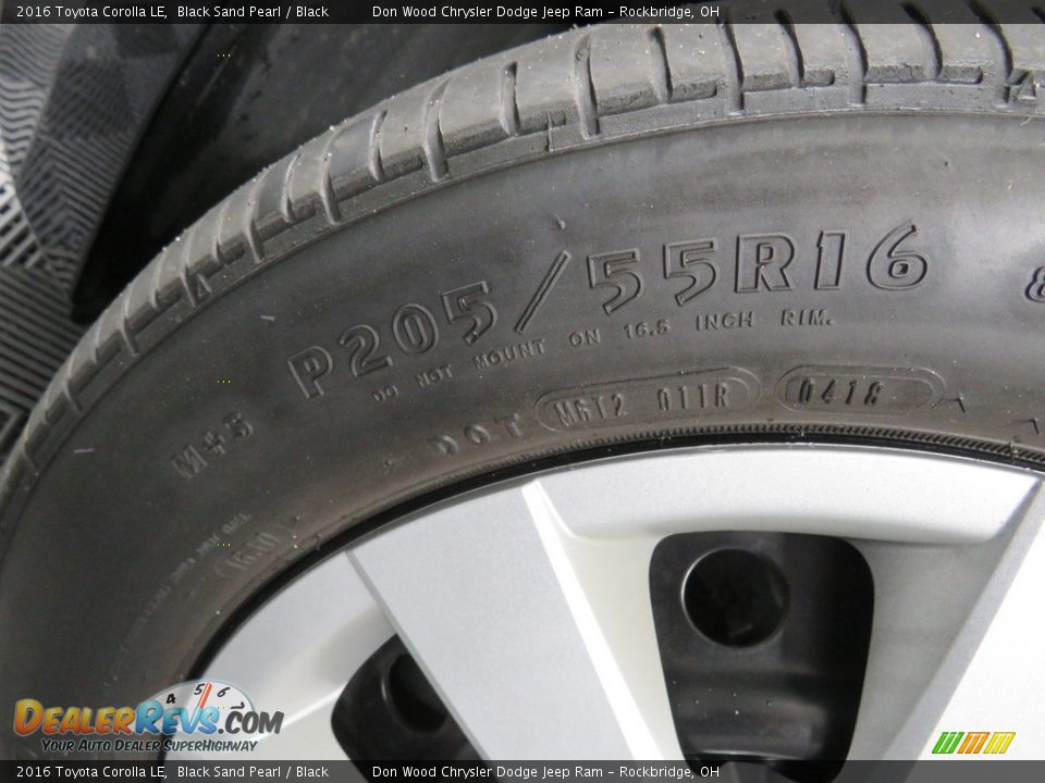 2016 Toyota Corolla LE Black Sand Pearl / Black Photo #18
