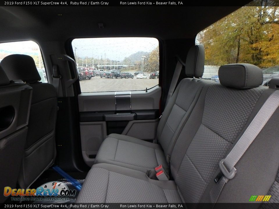 2019 Ford F150 XLT SuperCrew 4x4 Ruby Red / Earth Gray Photo #14