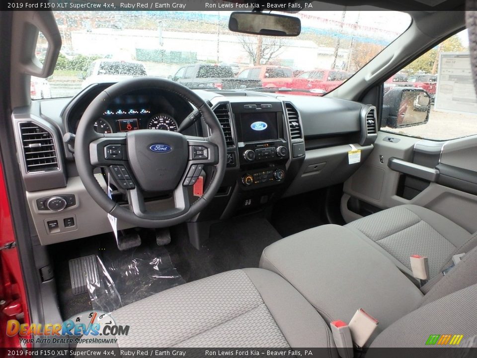 2019 Ford F150 XLT SuperCrew 4x4 Ruby Red / Earth Gray Photo #15
