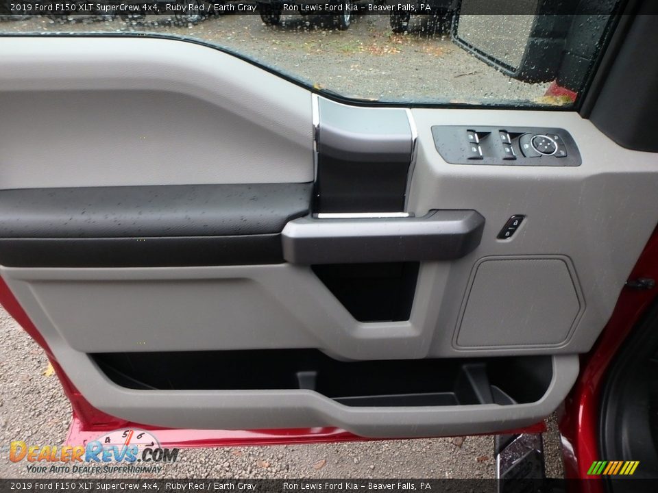 2019 Ford F150 XLT SuperCrew 4x4 Ruby Red / Earth Gray Photo #16