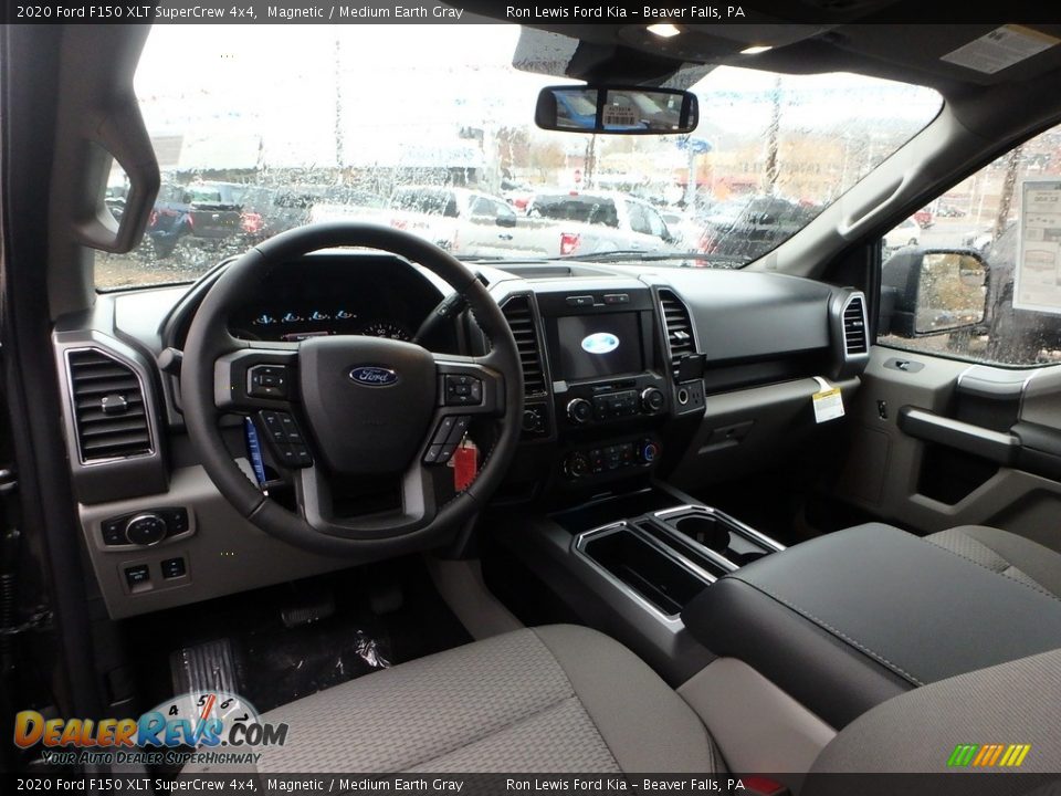 Front Seat of 2020 Ford F150 XLT SuperCrew 4x4 Photo #14
