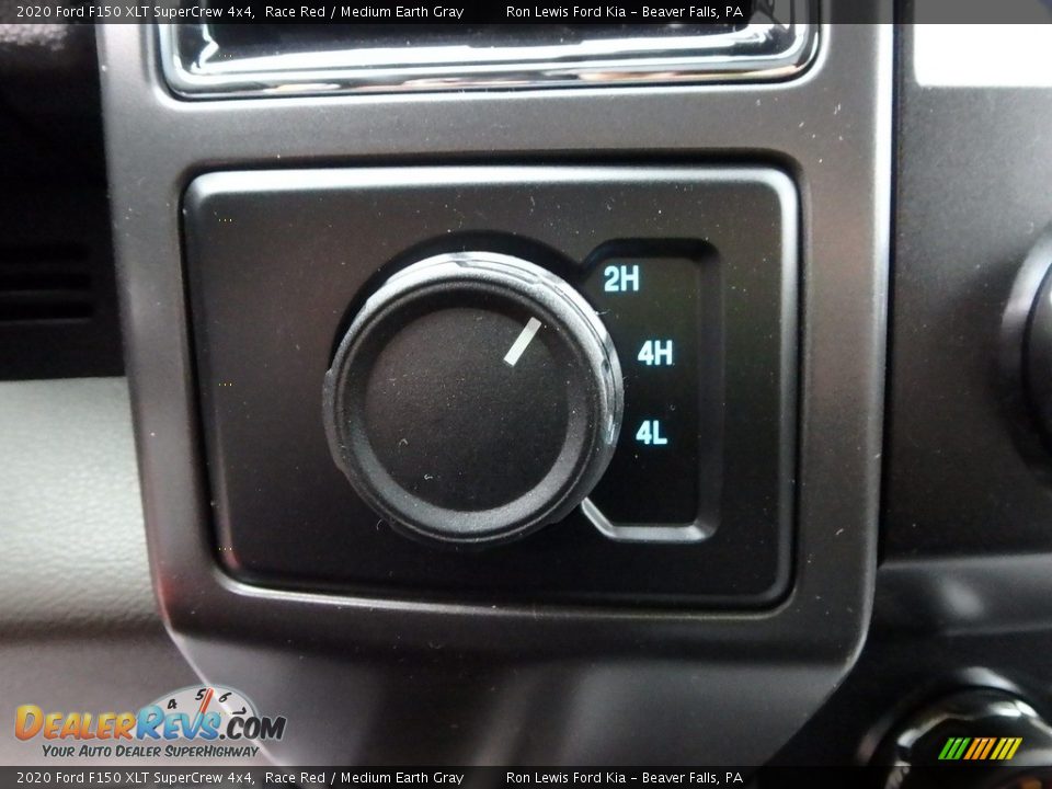 Controls of 2020 Ford F150 XLT SuperCrew 4x4 Photo #18
