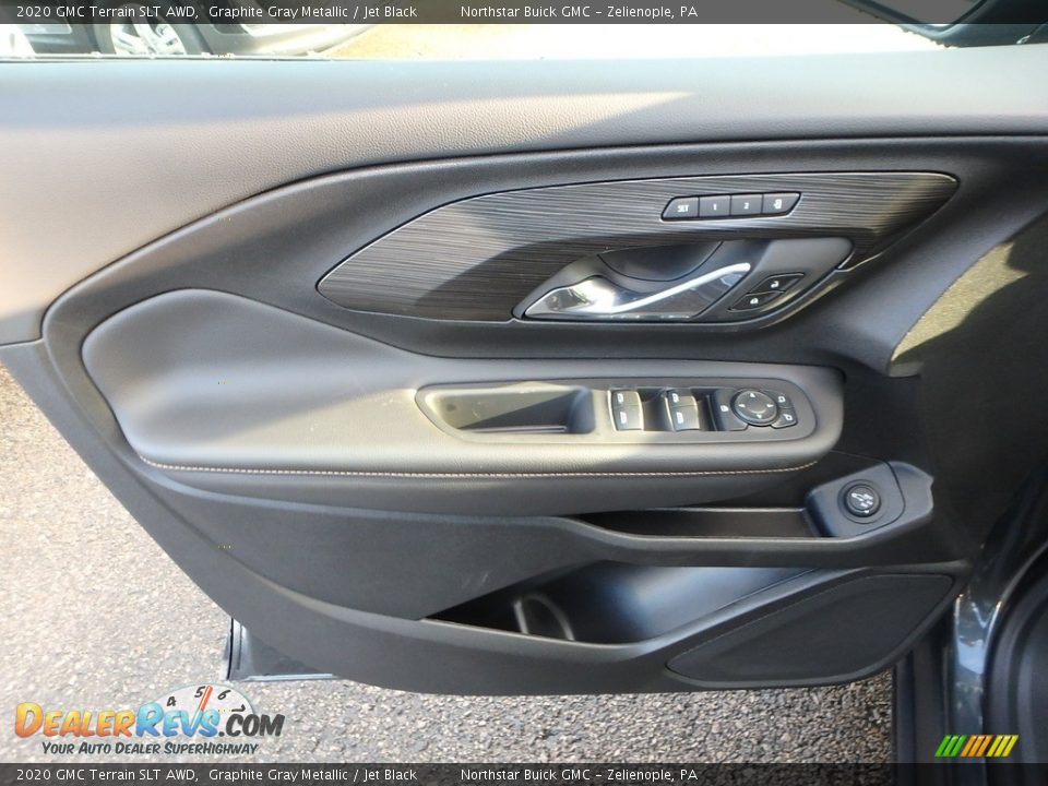 Door Panel of 2020 GMC Terrain SLT AWD Photo #16