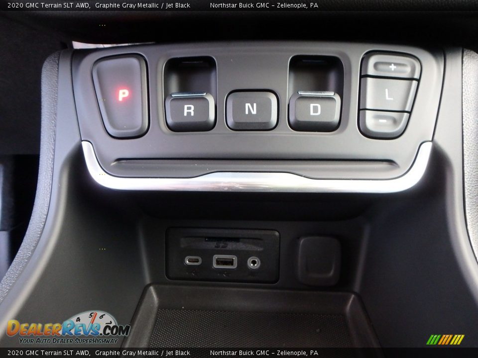 2020 GMC Terrain SLT AWD Shifter Photo #19