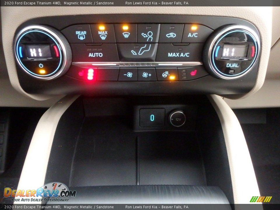 2020 Ford Escape Titanium 4WD Magnetic Metallic / Sandstone Photo #20