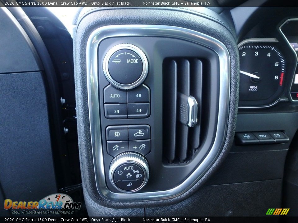 Controls of 2020 GMC Sierra 1500 Denali Crew Cab 4WD Photo #11