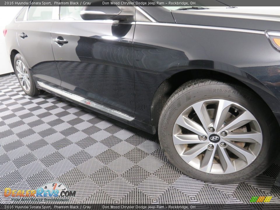 2016 Hyundai Sonata Sport Phantom Black / Gray Photo #4