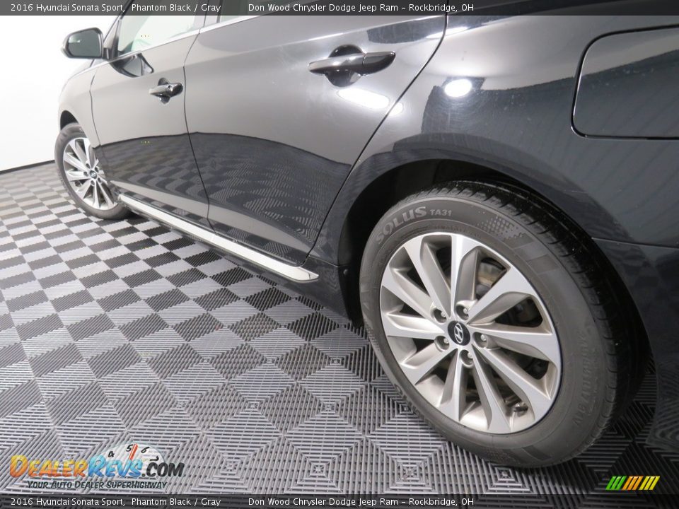 2016 Hyundai Sonata Sport Phantom Black / Gray Photo #10