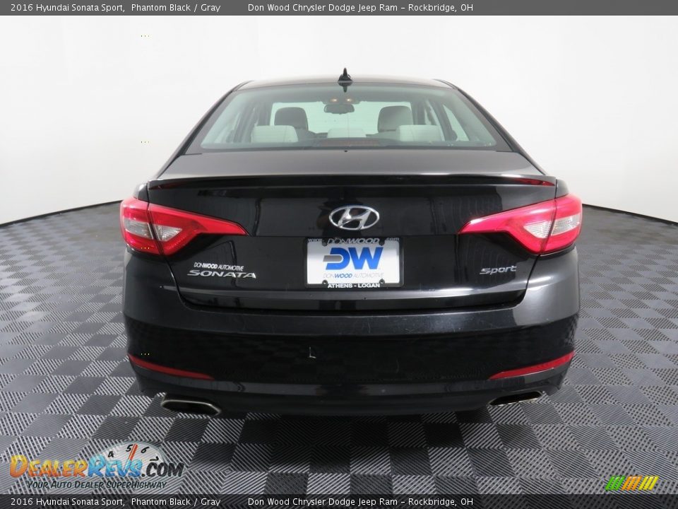 2016 Hyundai Sonata Sport Phantom Black / Gray Photo #12