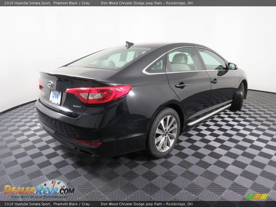 2016 Hyundai Sonata Sport Phantom Black / Gray Photo #15