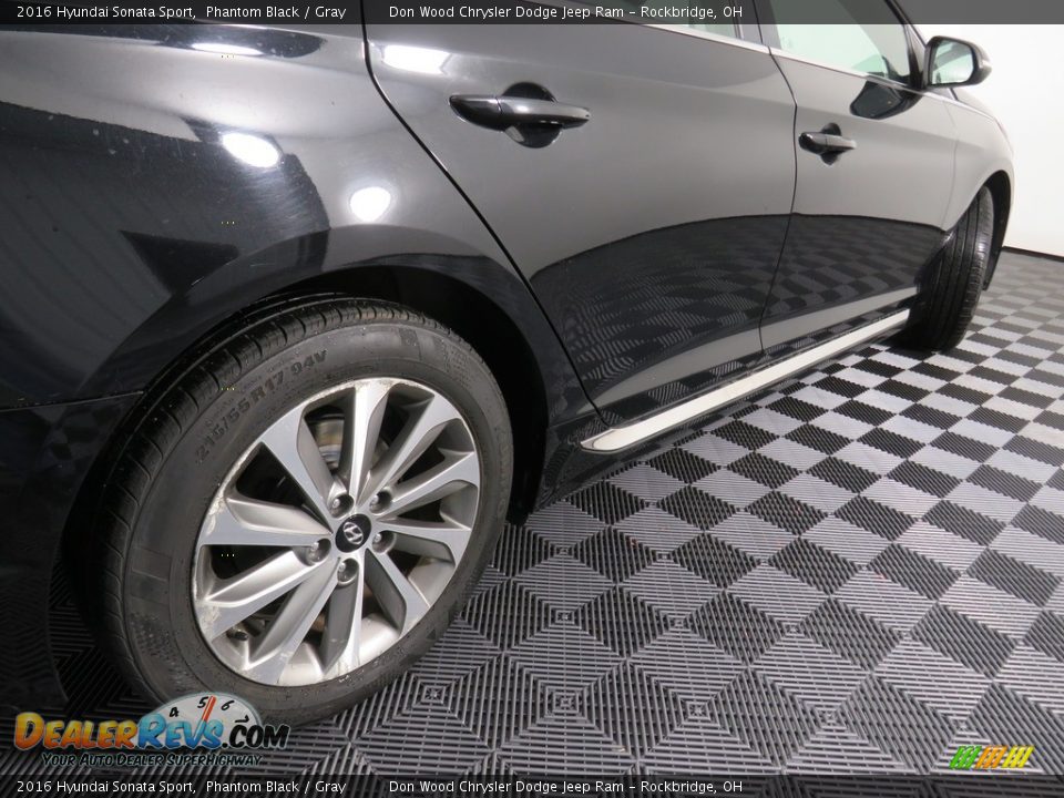 2016 Hyundai Sonata Sport Phantom Black / Gray Photo #16