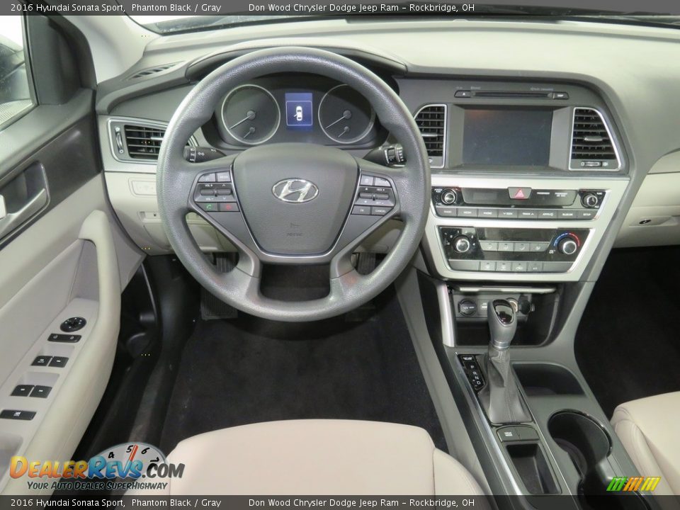 2016 Hyundai Sonata Sport Phantom Black / Gray Photo #36