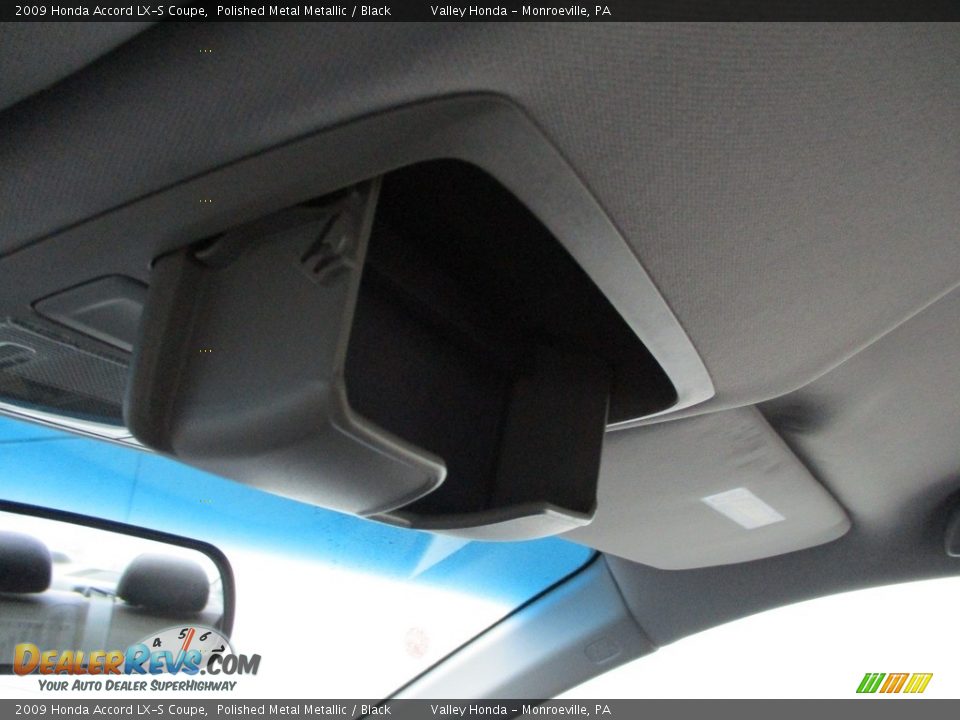 2009 Honda Accord LX-S Coupe Polished Metal Metallic / Black Photo #18