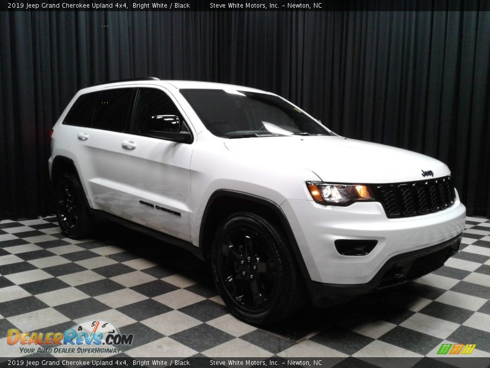 2019 Jeep Grand Cherokee Upland 4x4 Bright White / Black Photo #4