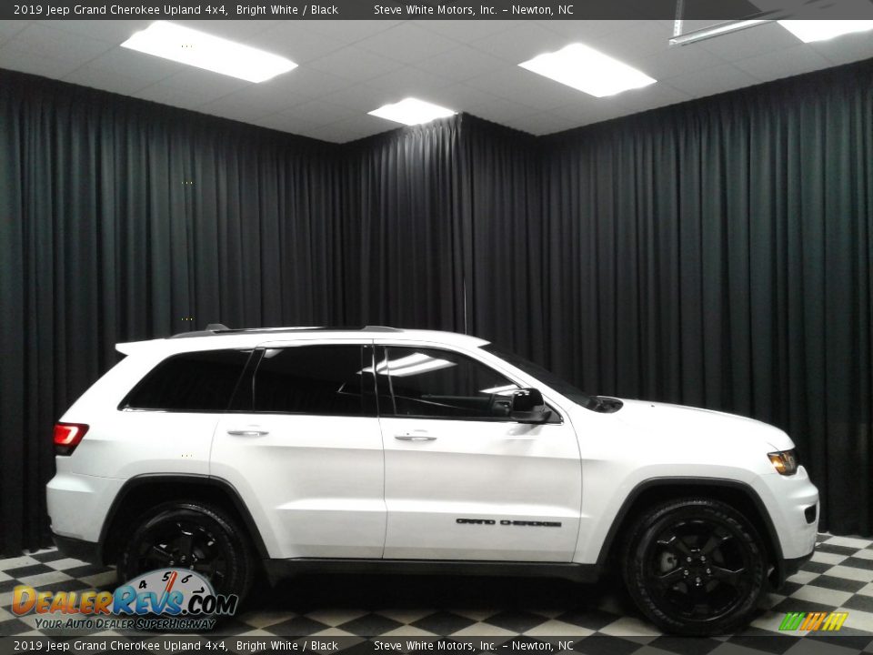 2019 Jeep Grand Cherokee Upland 4x4 Bright White / Black Photo #5