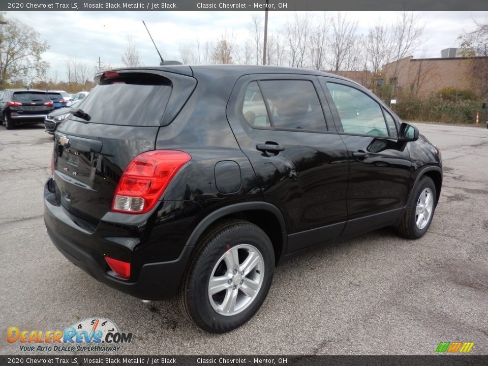2020 Chevrolet Trax LS Mosaic Black Metallic / Jet Black Photo #4