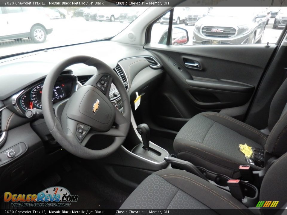 2020 Chevrolet Trax LS Mosaic Black Metallic / Jet Black Photo #6