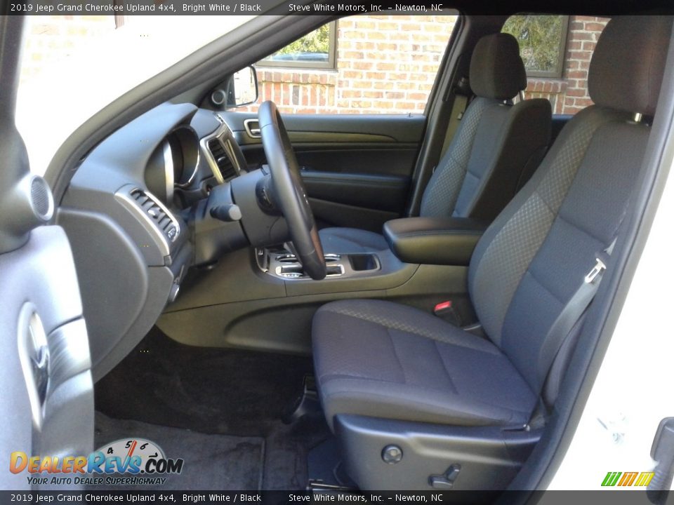 2019 Jeep Grand Cherokee Upland 4x4 Bright White / Black Photo #10