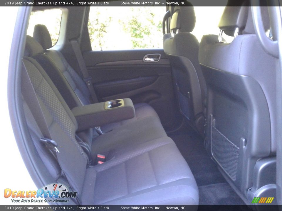 2019 Jeep Grand Cherokee Upland 4x4 Bright White / Black Photo #14