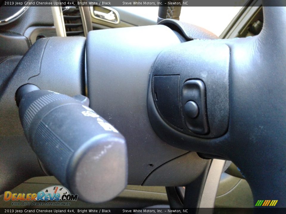 2019 Jeep Grand Cherokee Upland 4x4 Bright White / Black Photo #16