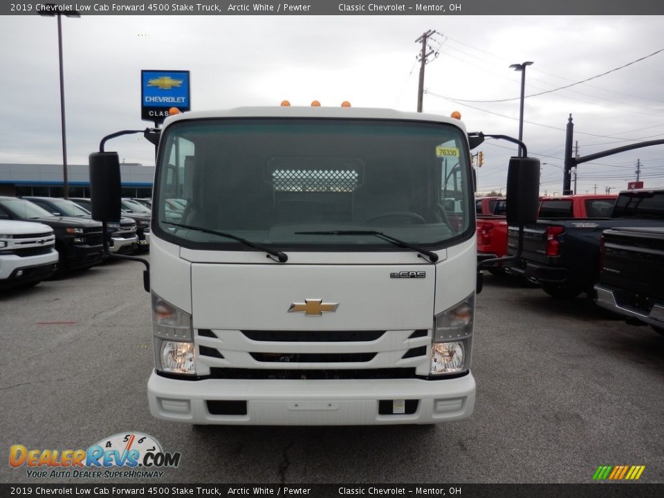2019 Chevrolet Low Cab Forward 4500 Stake Truck Arctic White / Pewter Photo #2