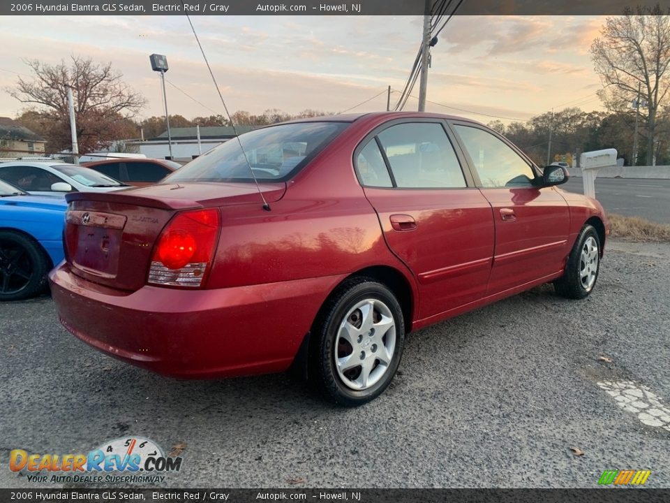 2006 Hyundai Elantra GLS Sedan Electric Red / Gray Photo #3