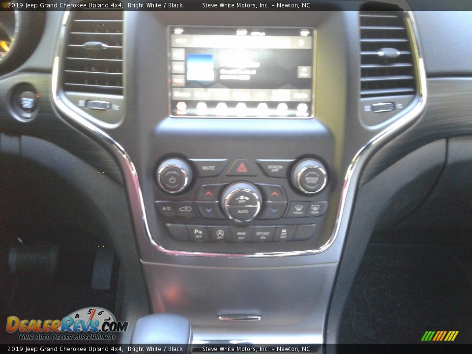 2019 Jeep Grand Cherokee Upland 4x4 Bright White / Black Photo #20