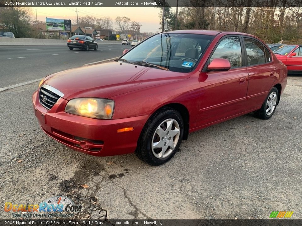 2006 Hyundai Elantra GLS Sedan Electric Red / Gray Photo #7