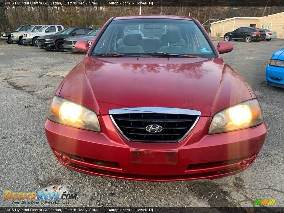 2006 Hyundai Elantra GLS Sedan Electric Red / Gray Photo #8