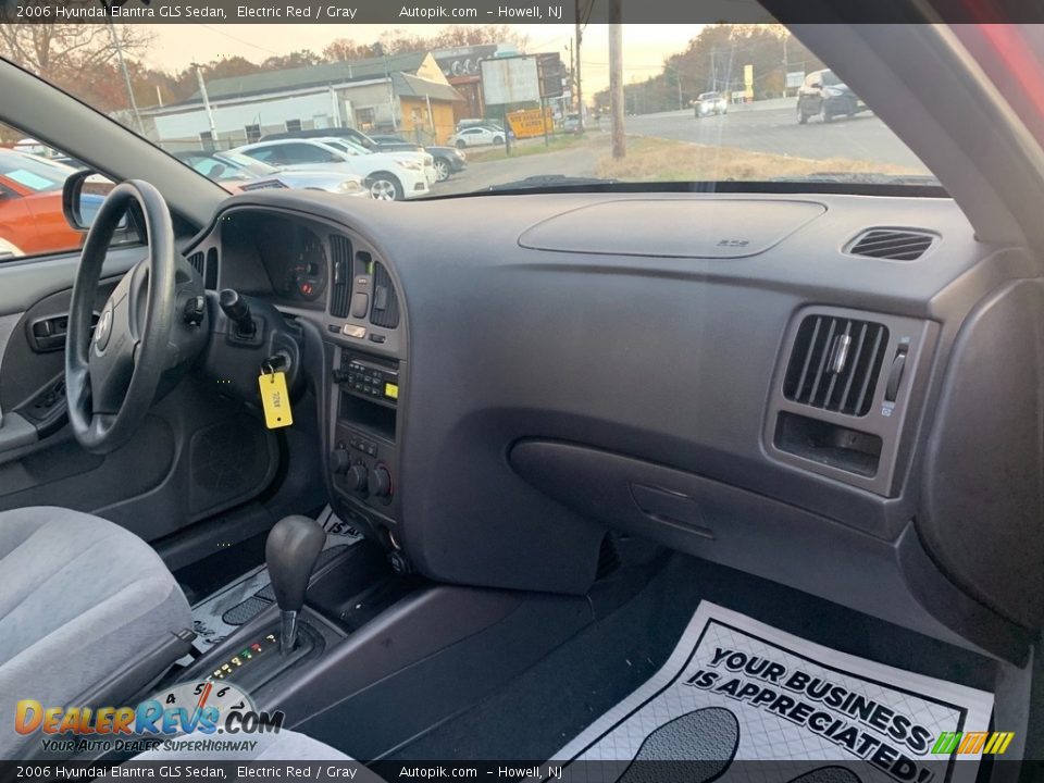 2006 Hyundai Elantra GLS Sedan Electric Red / Gray Photo #13