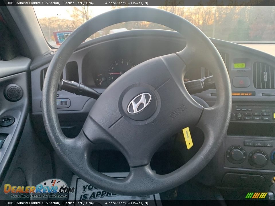 2006 Hyundai Elantra GLS Sedan Electric Red / Gray Photo #17